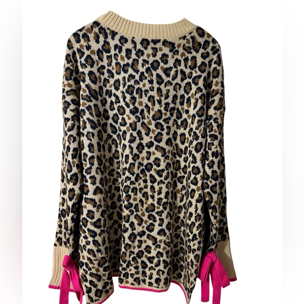 Crown & Ivy Leopard-Print Crewneck Sweater with Hot Pink Trim XXL - Picture 2 of 8